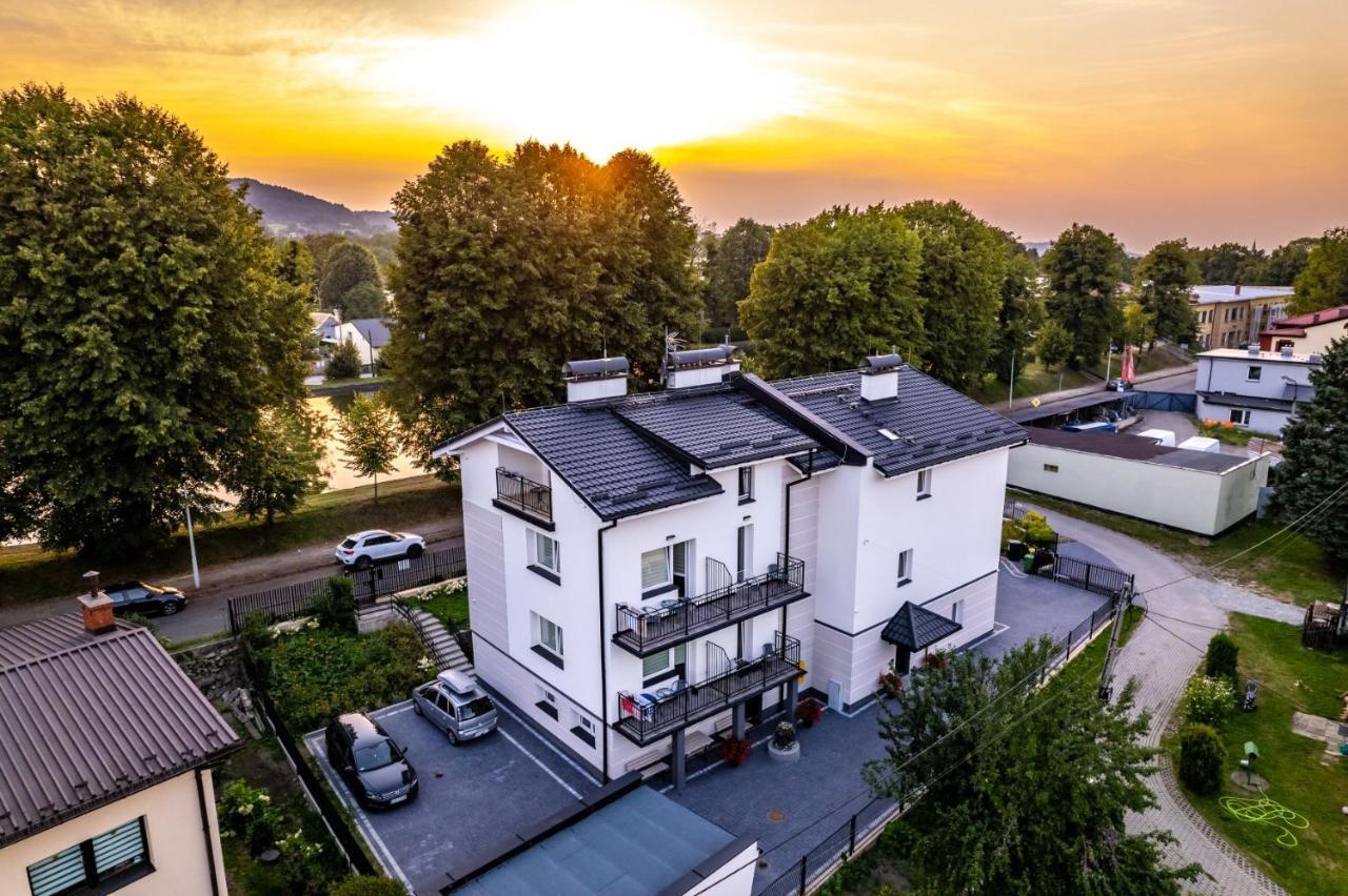 Nad Stawem Apartment อุสทรอน ภายนอก รูปภาพ